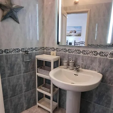 Diamantes Komfort - 2 Bedrooms, 2 Bathrooms, Easily Accessible, No Stairs Апартаменты Лос Кристианос